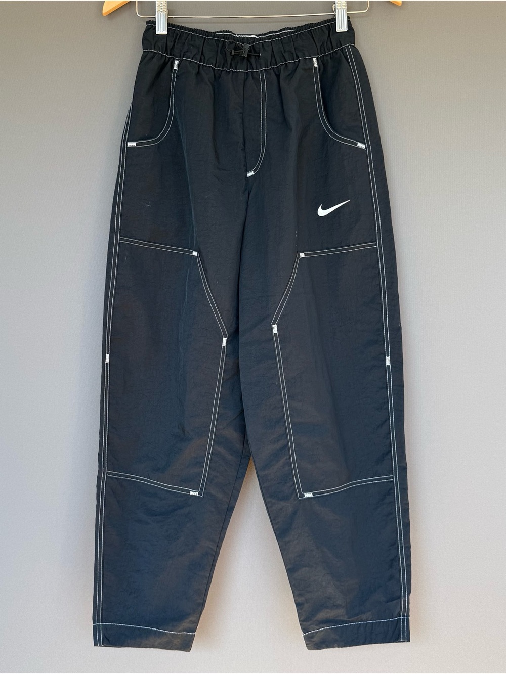 Nike Sportswear Swoosh Woven Barrel Leg High-Rise Pants Sweatpants Womens XS